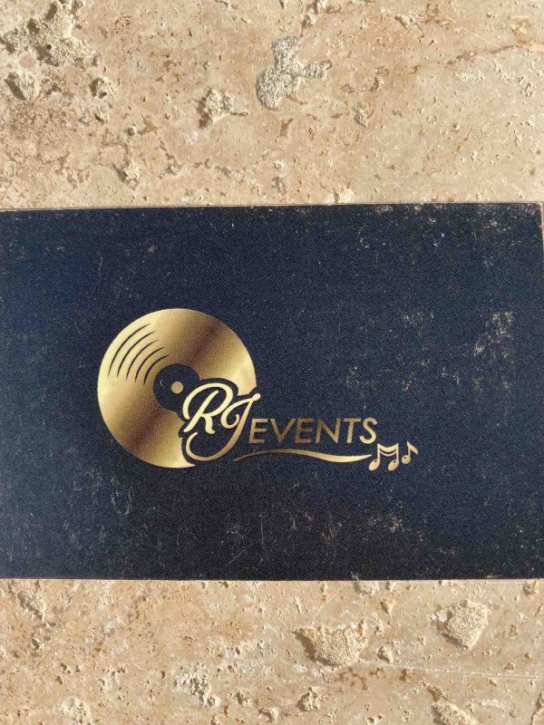 Où s’équiper pour la sonorisation et le jeu de lumière pour une soirée de mariage Bouc-Bel-Air  Rj events